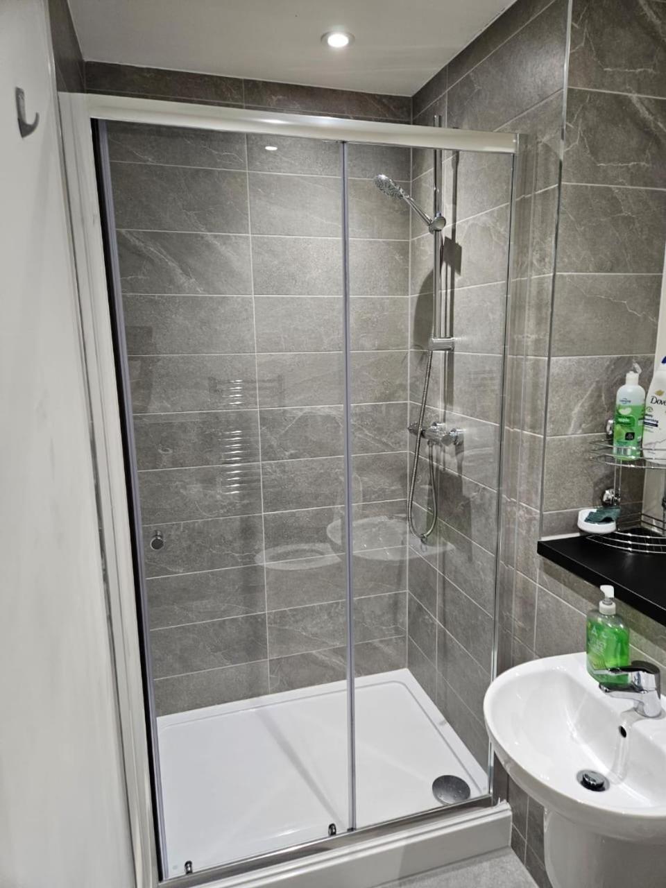 Liverpool Holiday Home المظهر الخارجي الصورة
